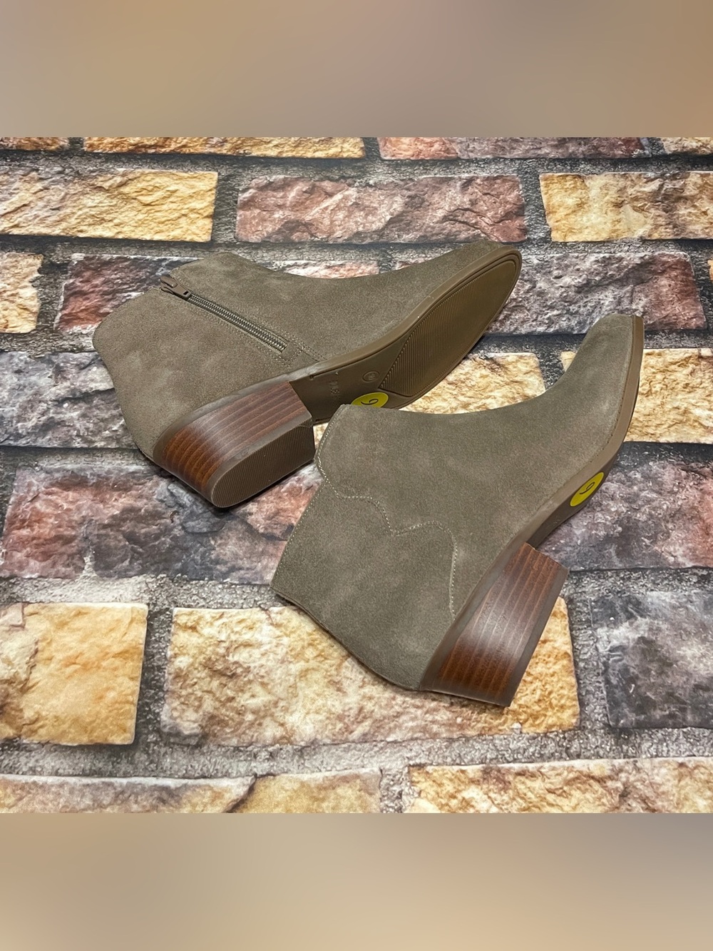Sole Society So-Breyon Women Suede Ankle Boots Taupe Size 9 Western Office Ranch - Picture 5 of 10